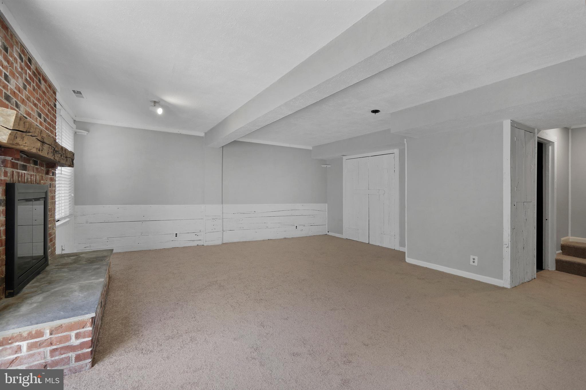 BRIARY FARMS TOWNHOMES - Residential