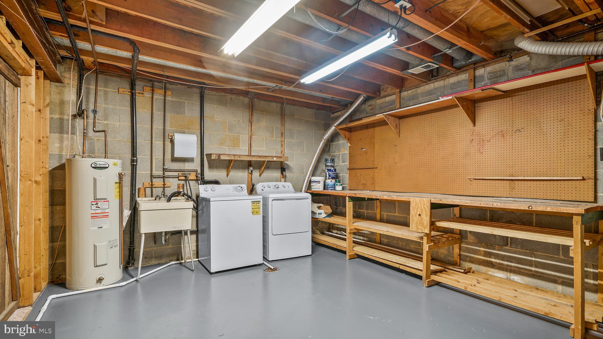 BRIARY FARMS TOWNHOMES - Residential