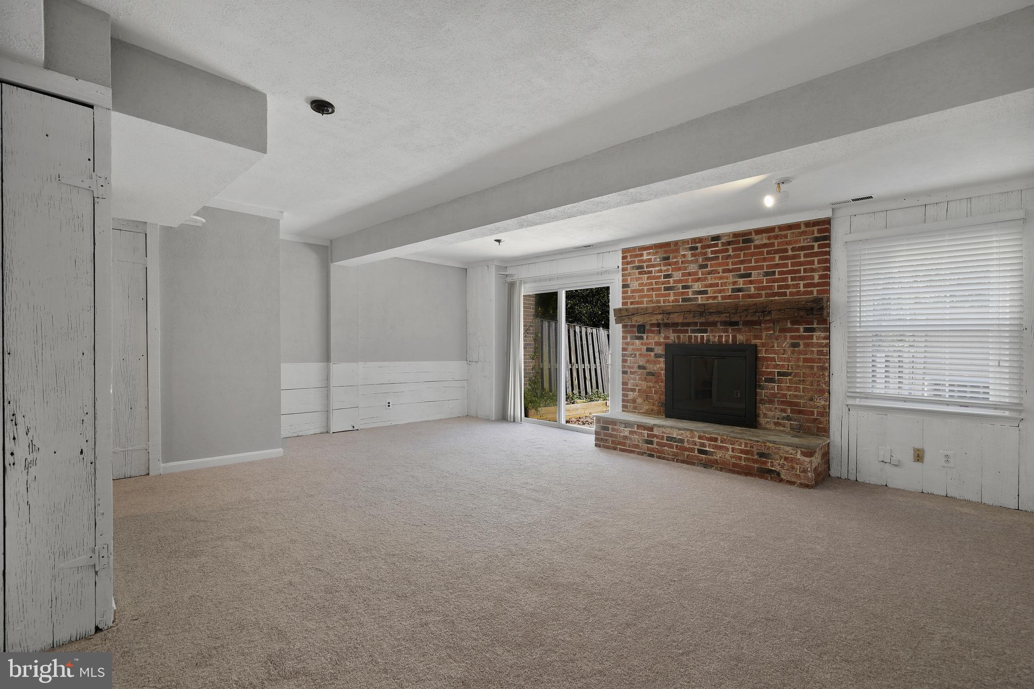 BRIARY FARMS TOWNHOMES - Residential