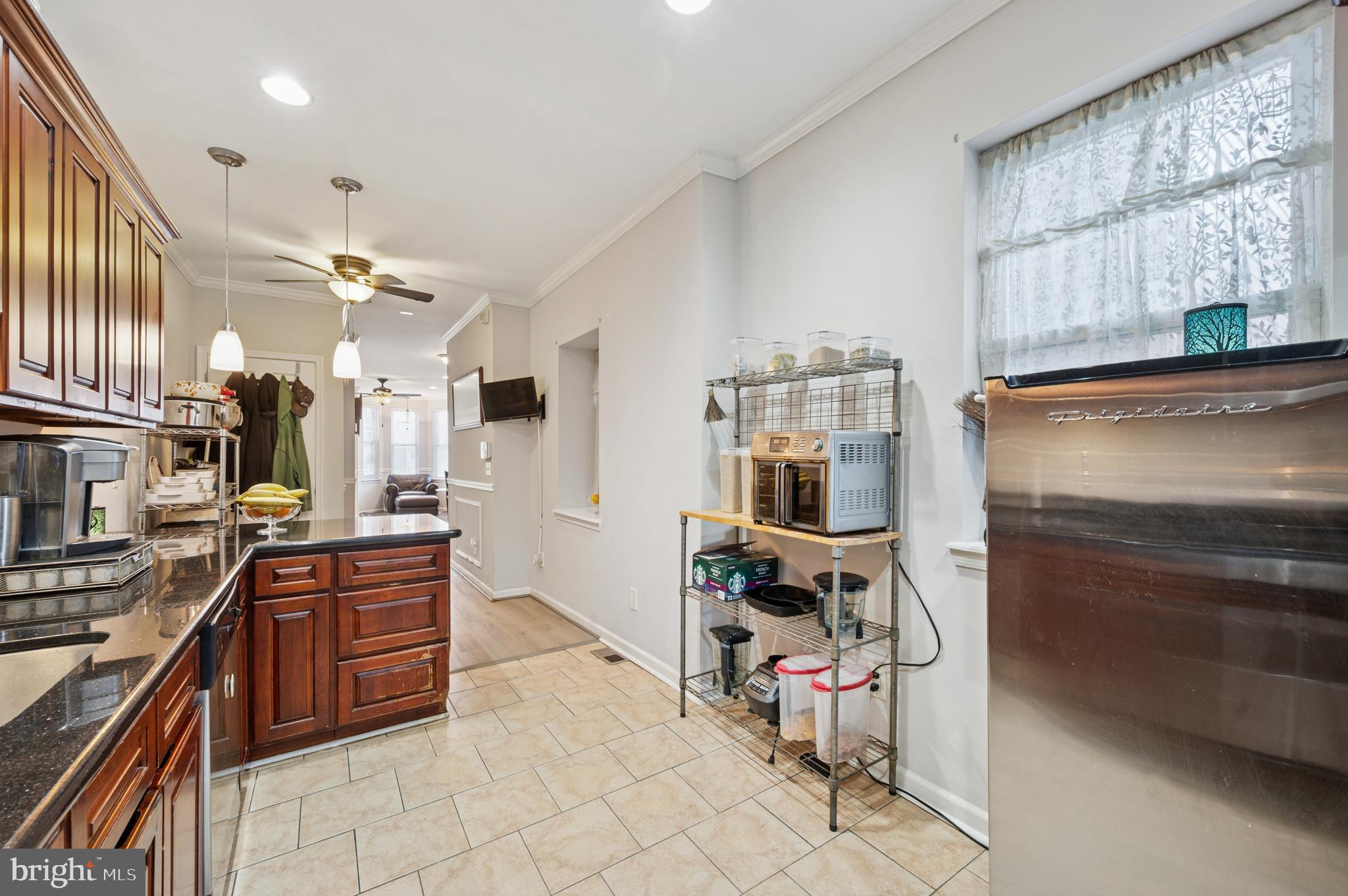 POINT BREEZE - Residential