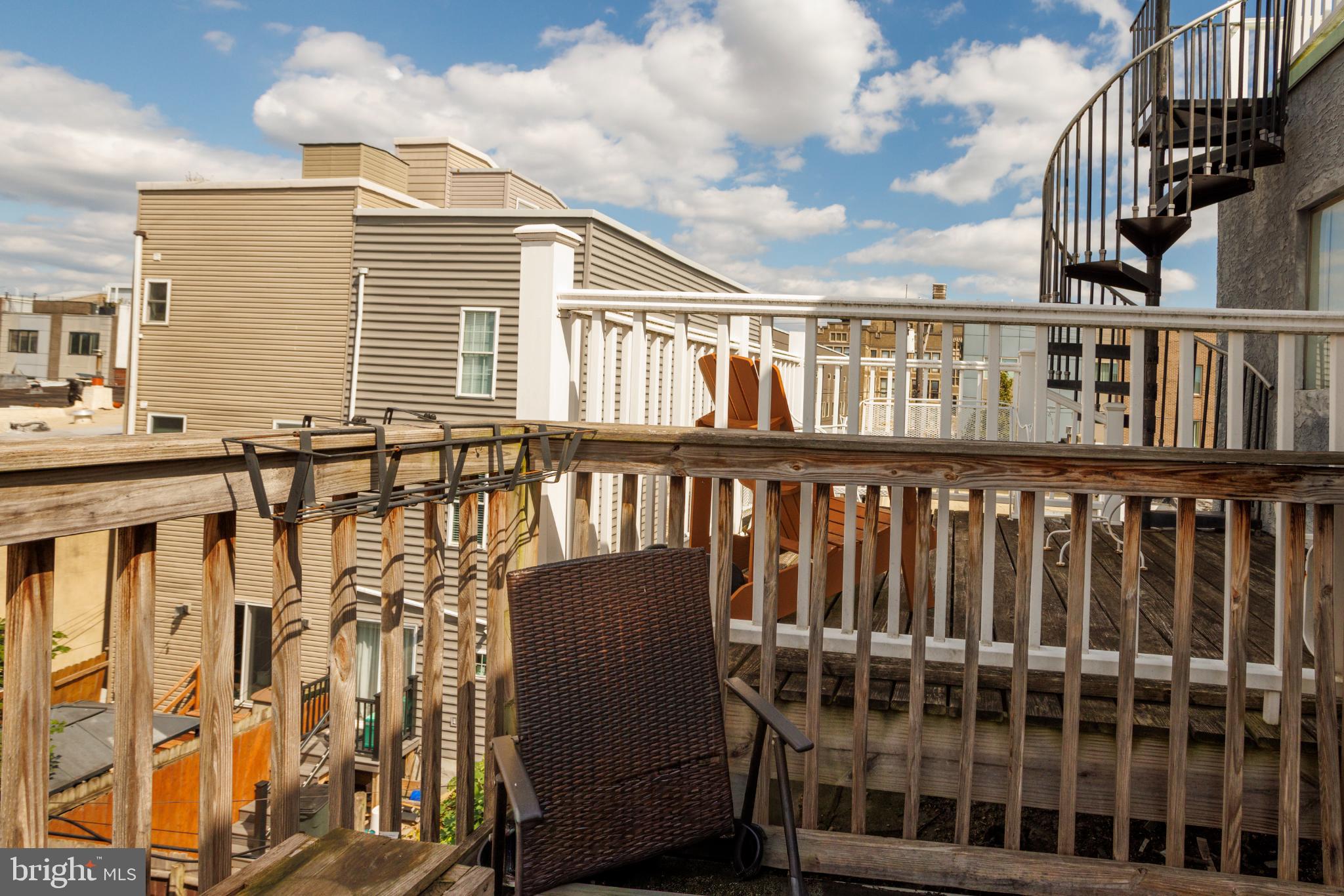 POINT BREEZE - Residential