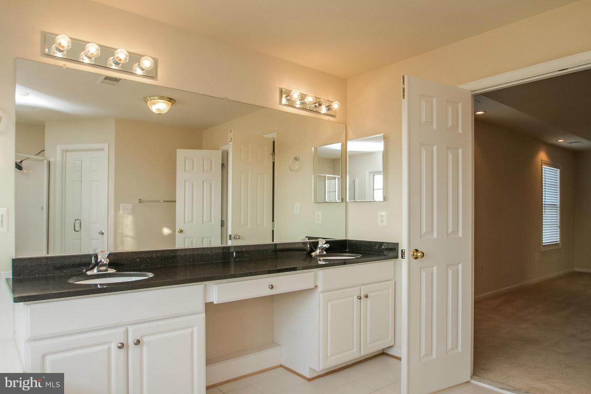 EAGLE BAY - Residential