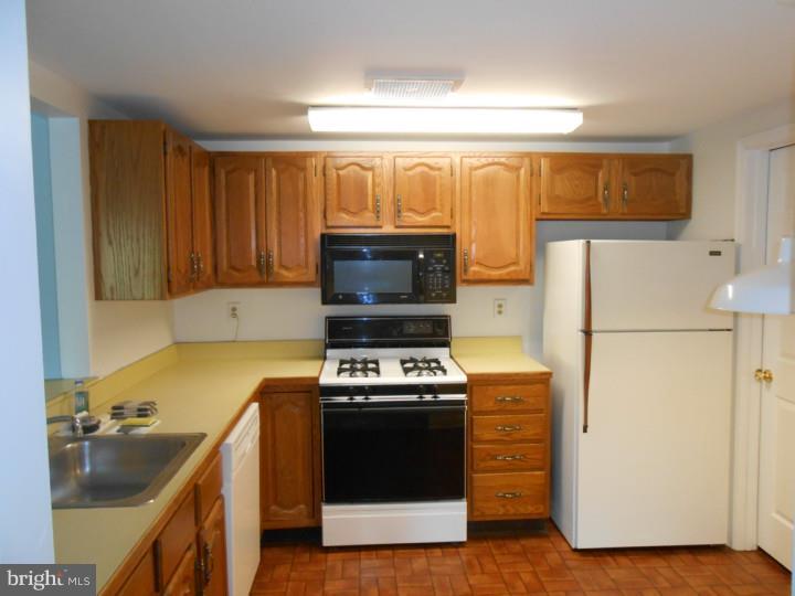 MOUNTAINVIEW - Residential Lease