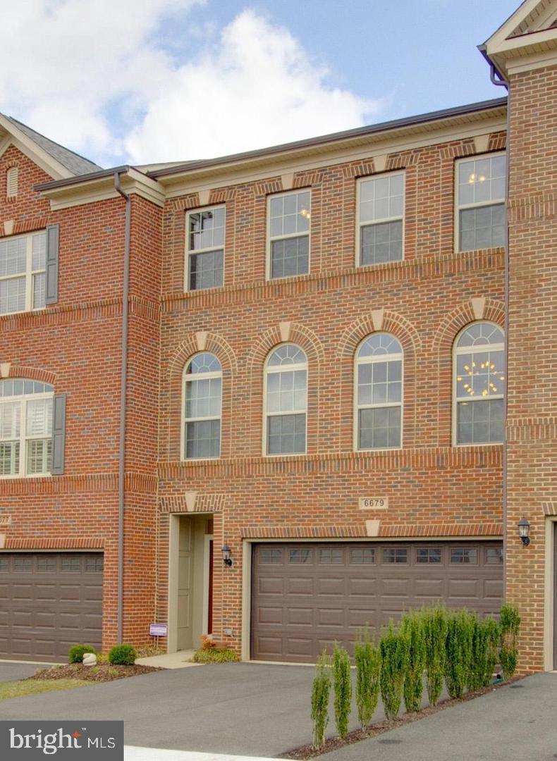 VILLAGES OF PIEDMONT II - Residential Lease