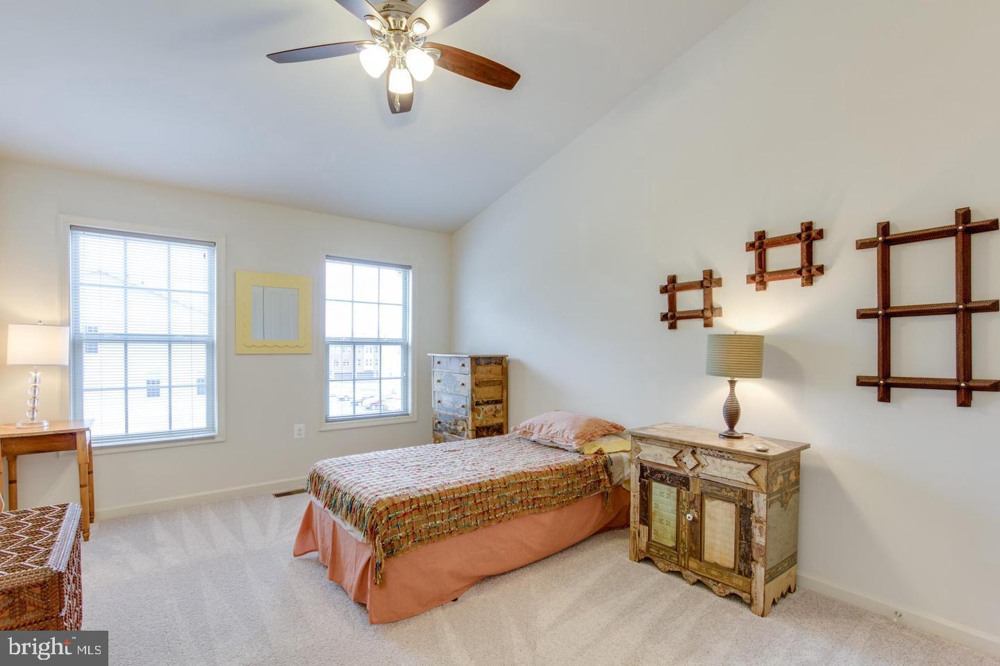 VILLAGES OF PIEDMONT II - Residential Lease