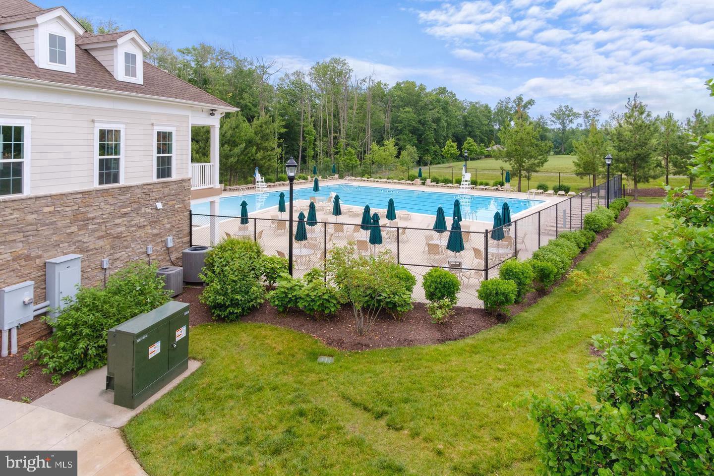 VILLAGES OF PIEDMONT II - Residential Lease