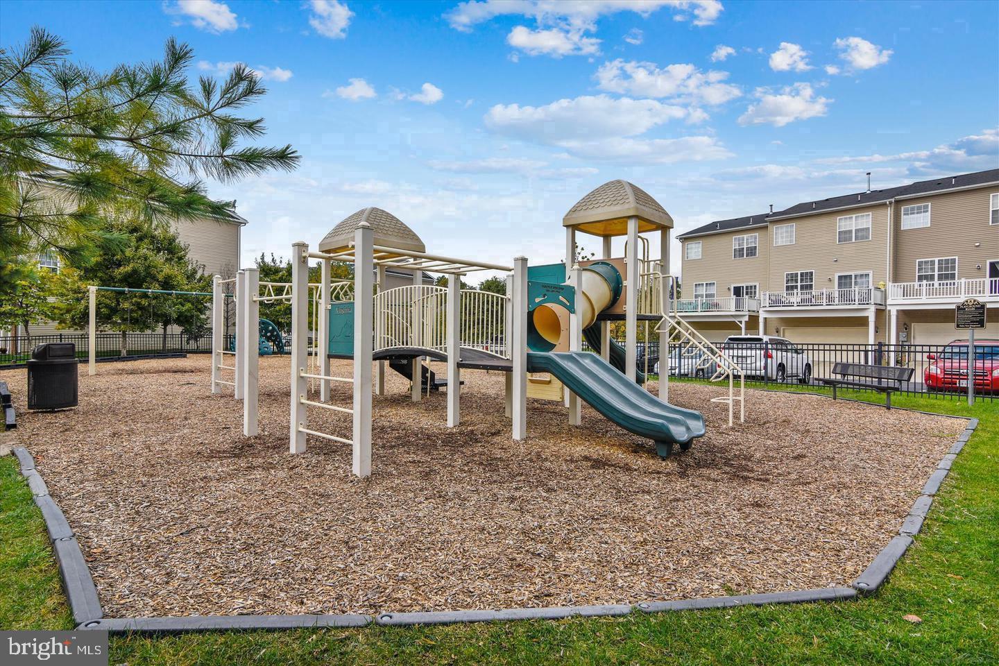 VILLAGES OF PIEDMONT II - Residential Lease