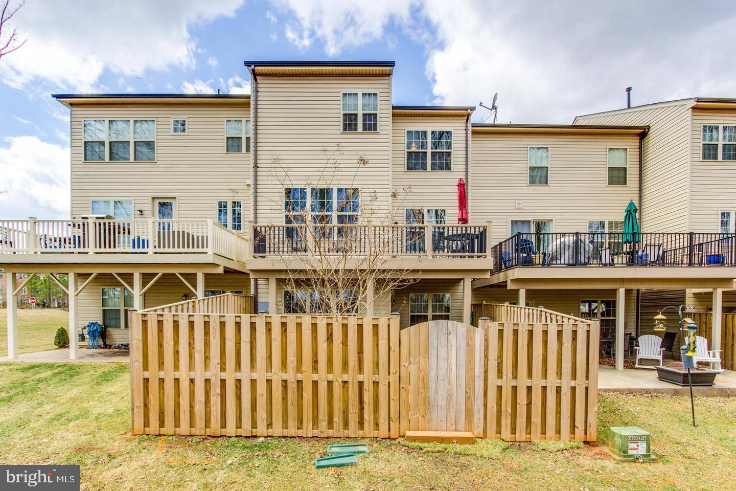 VILLAGES OF PIEDMONT II - Residential Lease