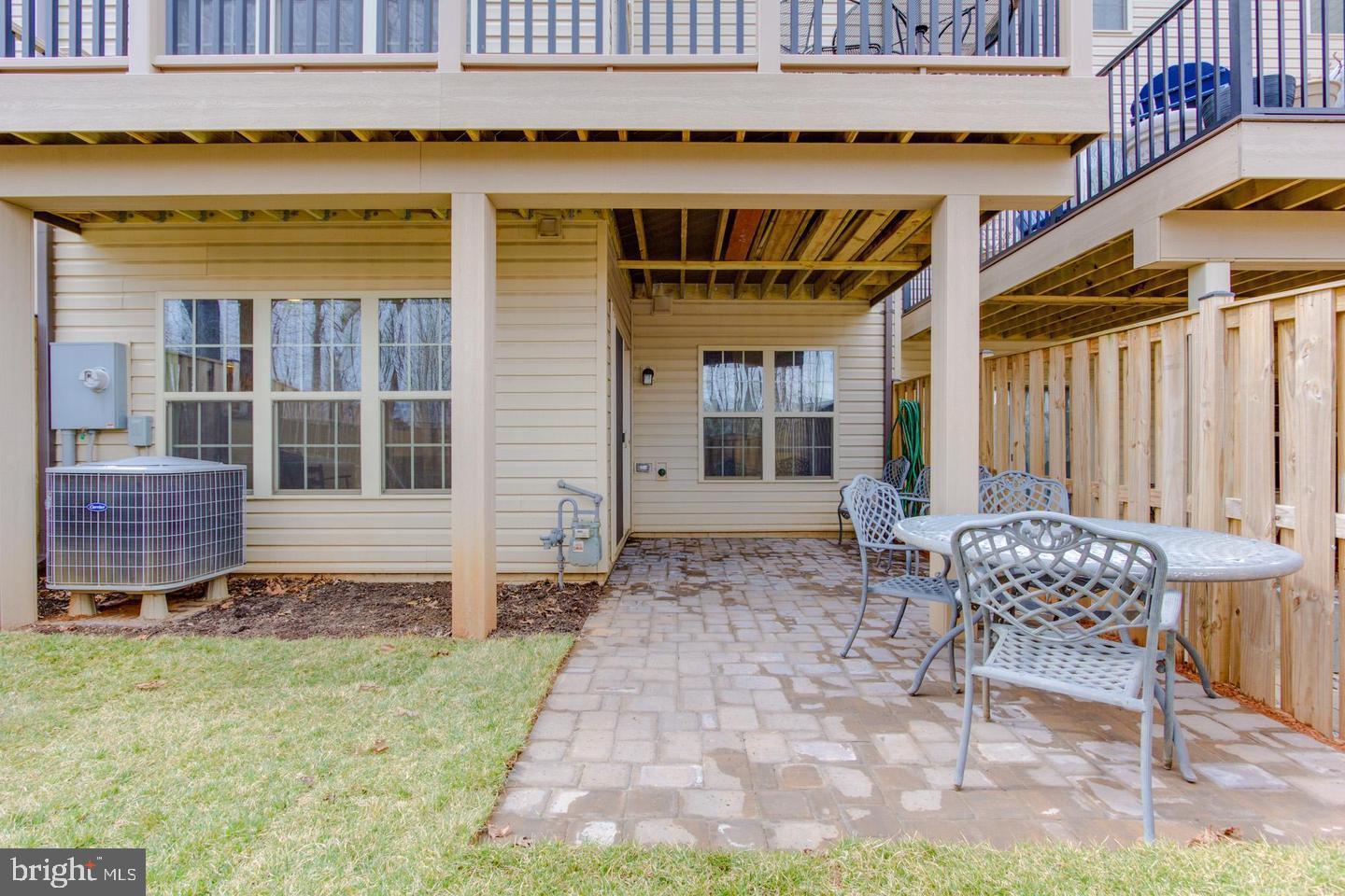 VILLAGES OF PIEDMONT II - Residential Lease