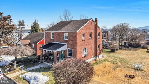 1622 MEADE STREET READING PA 19607