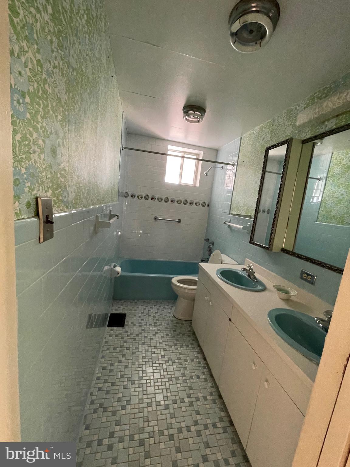 HAMPDEN HISTORIC DISTRICT - Residential