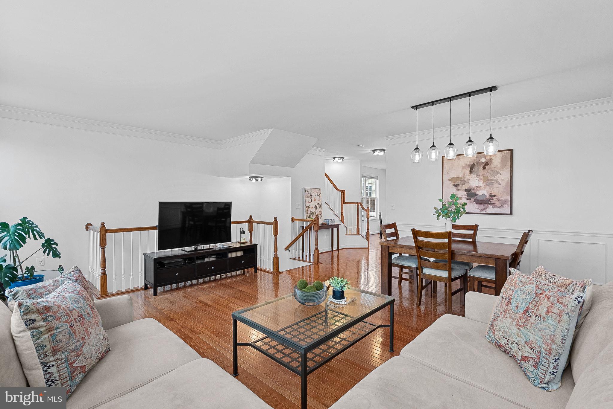 RIVER POINTE - Residential