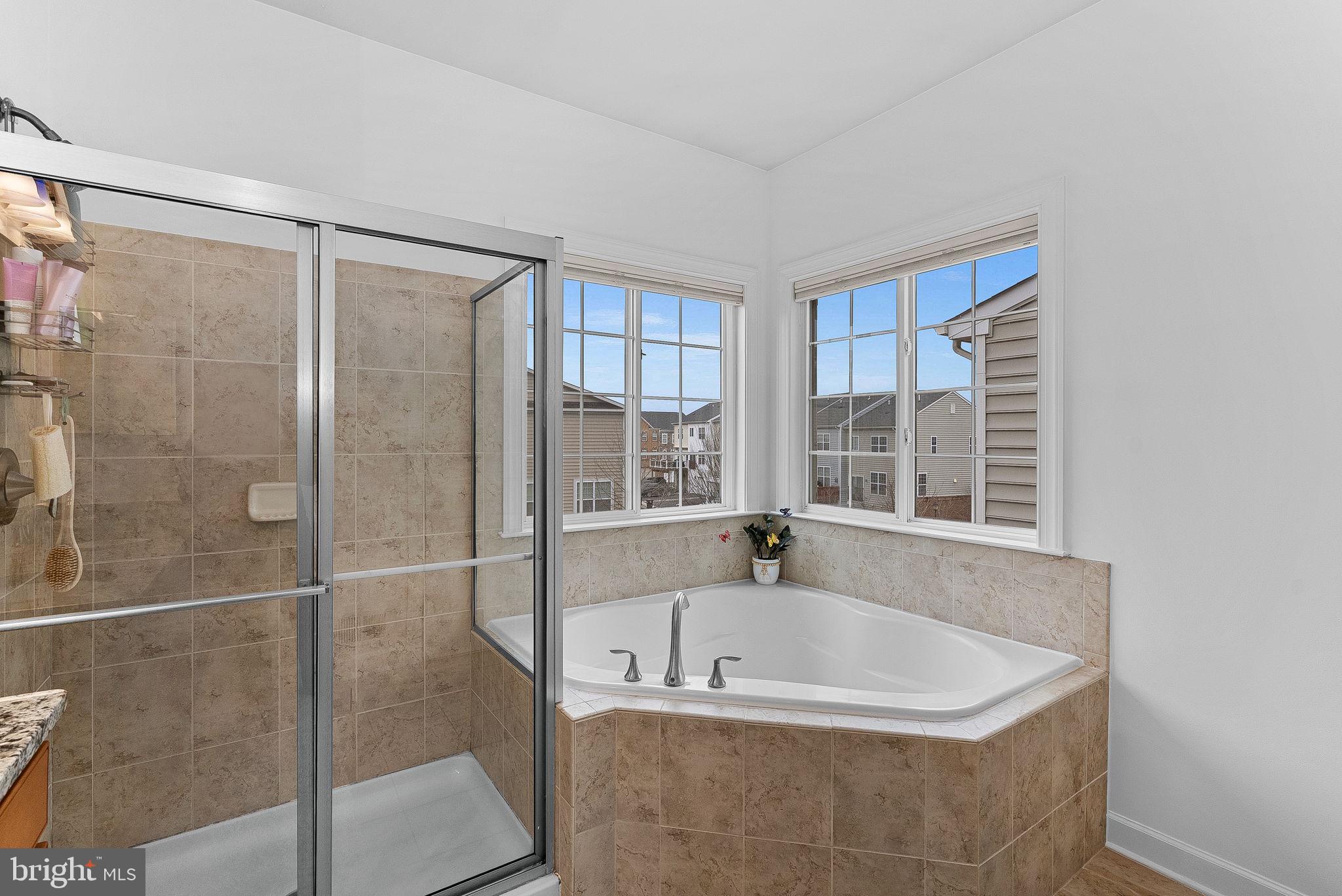 RIVER POINTE - Residential