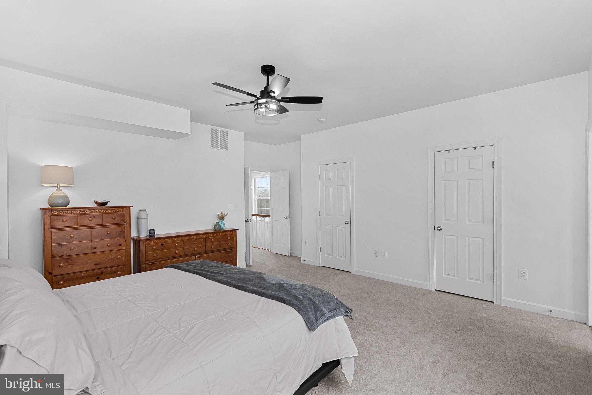 RIVER POINTE - Residential