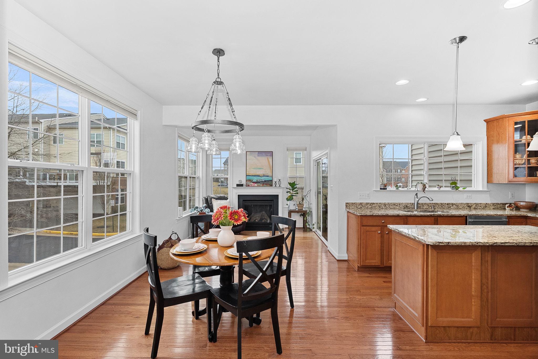 RIVER POINTE - Residential