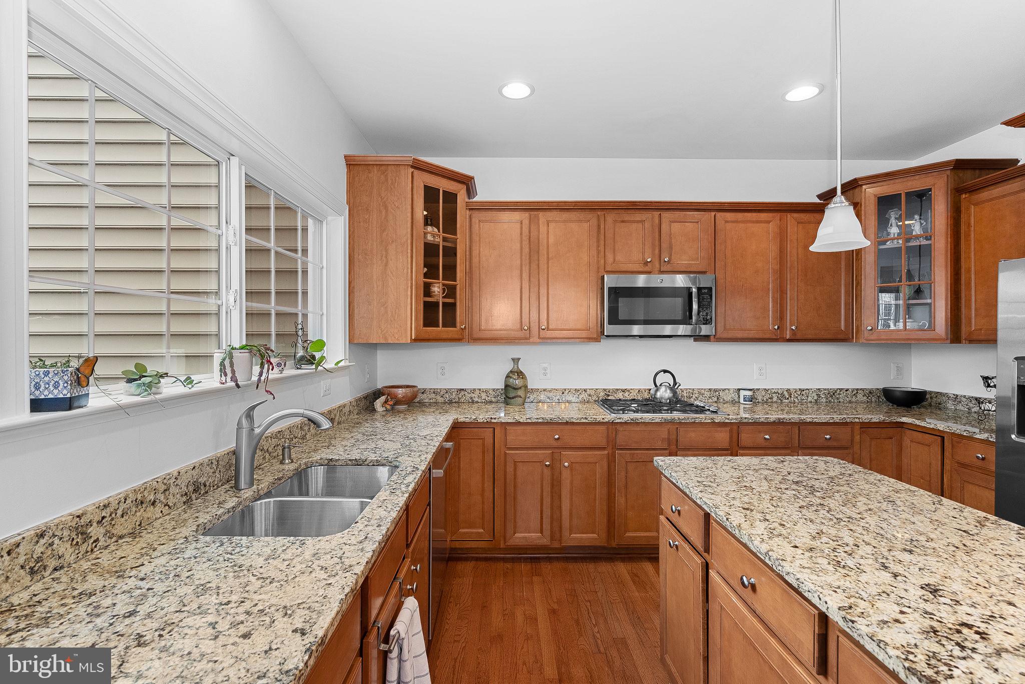 RIVER POINTE - Residential