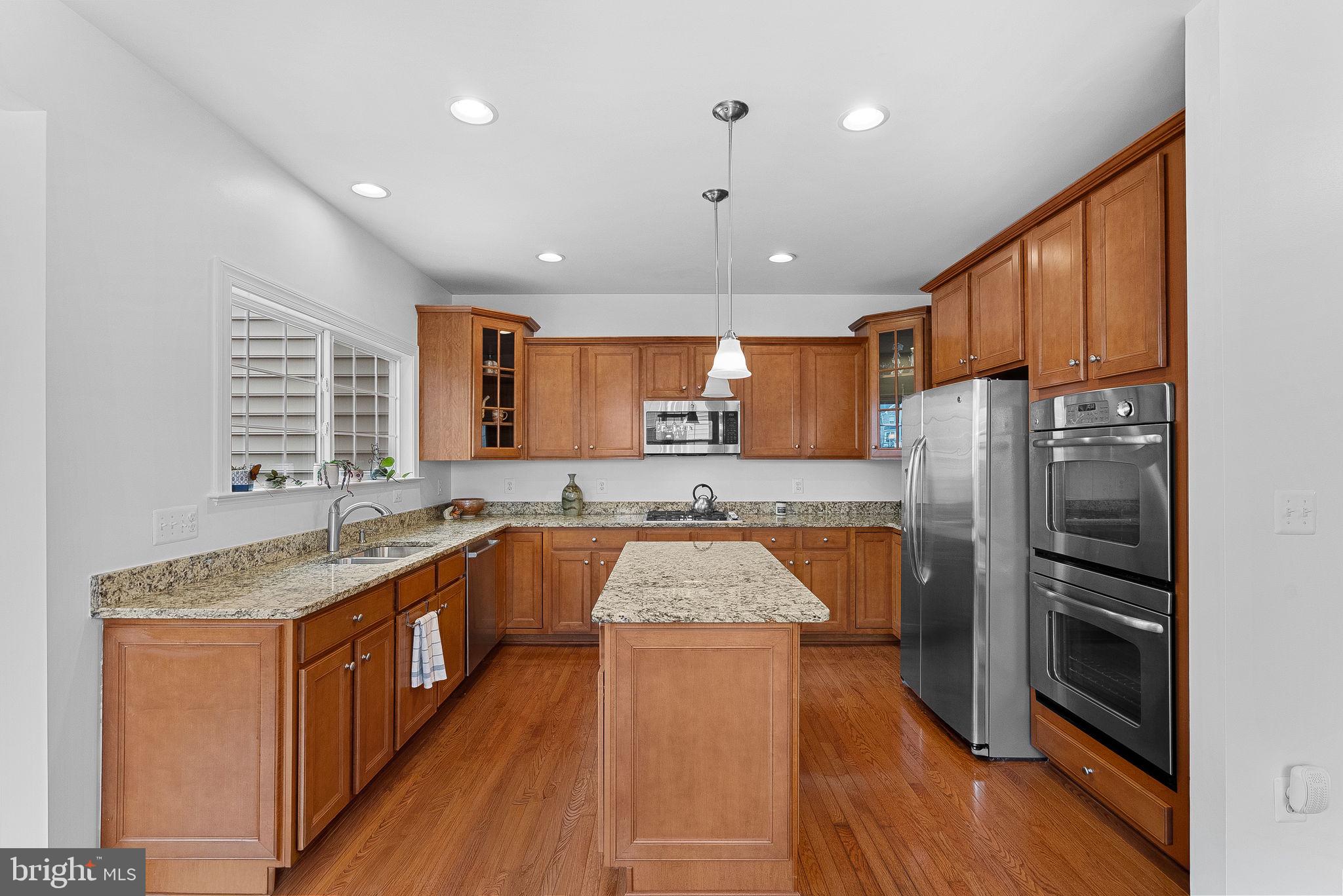 RIVER POINTE - Residential