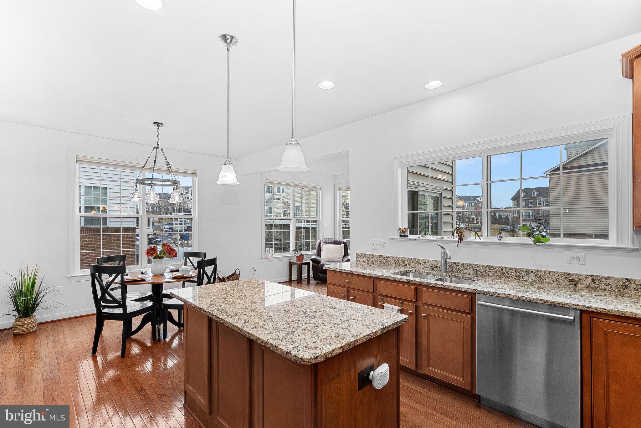 RIVER POINTE - Residential