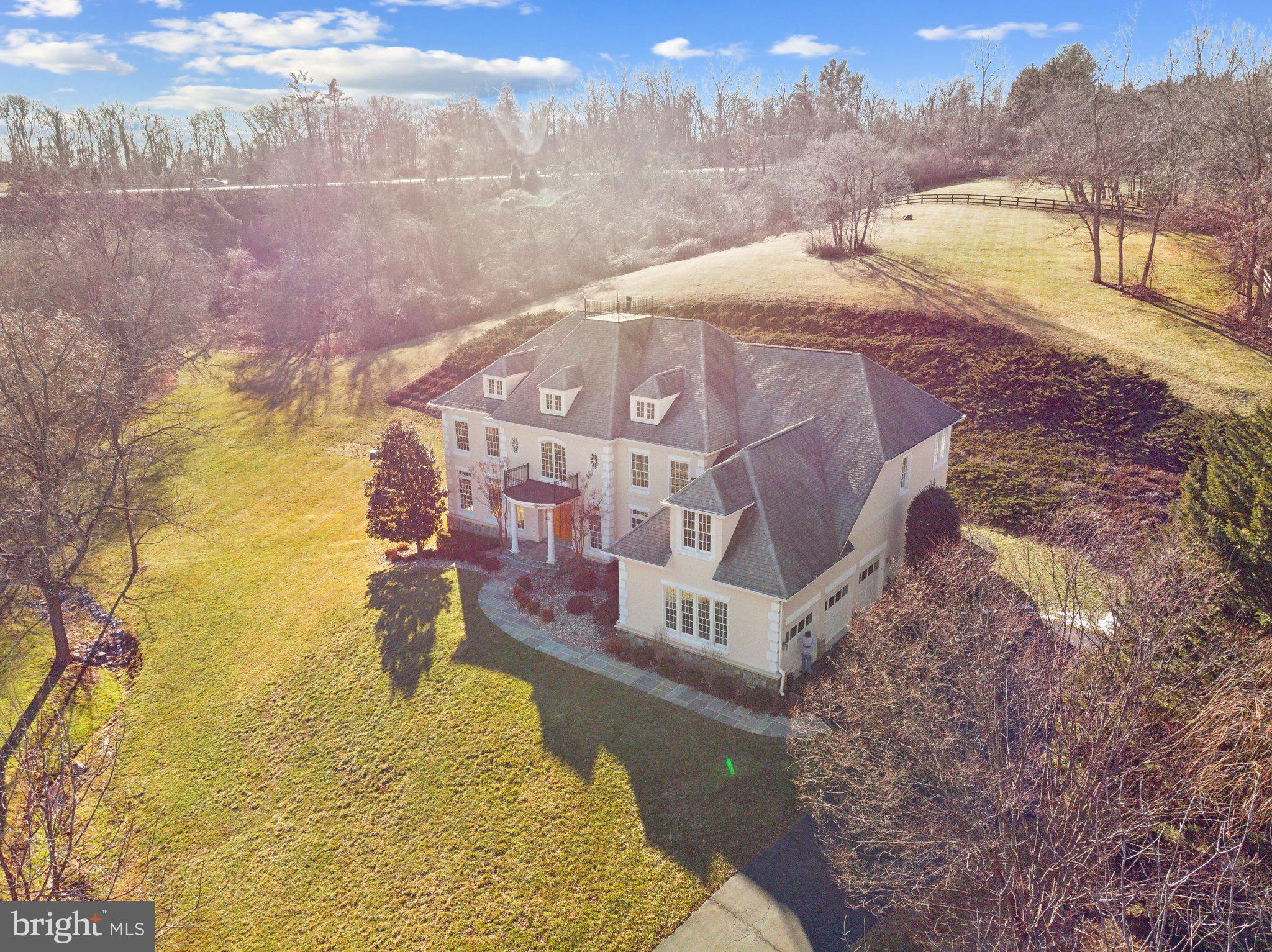 BEACON HILL - Residential