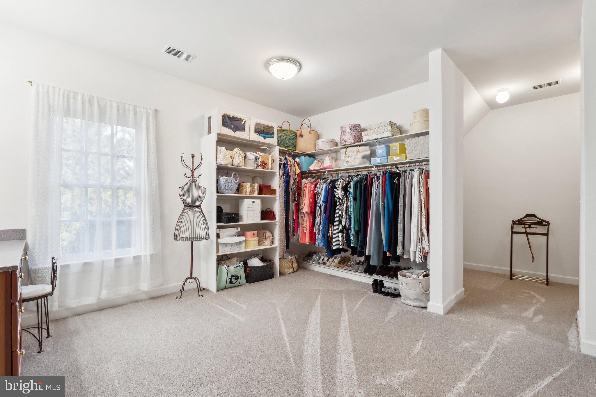 BEACON HILL - Residential