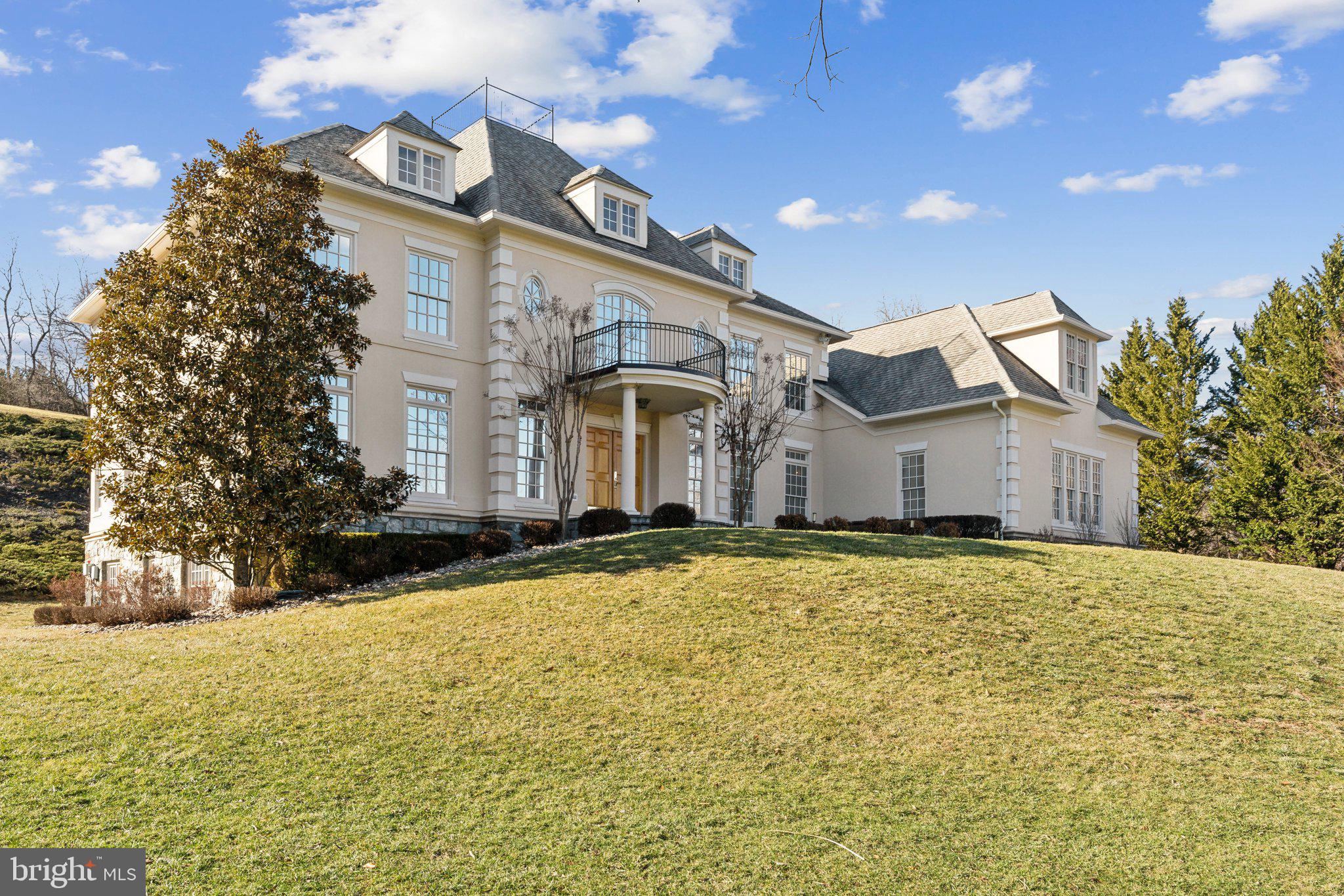 BEACON HILL - Residential