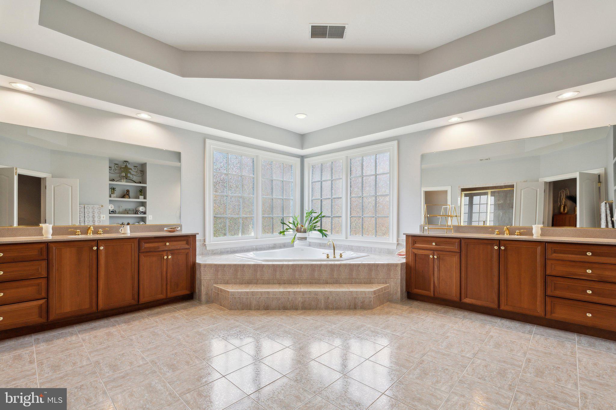 BEACON HILL - Residential