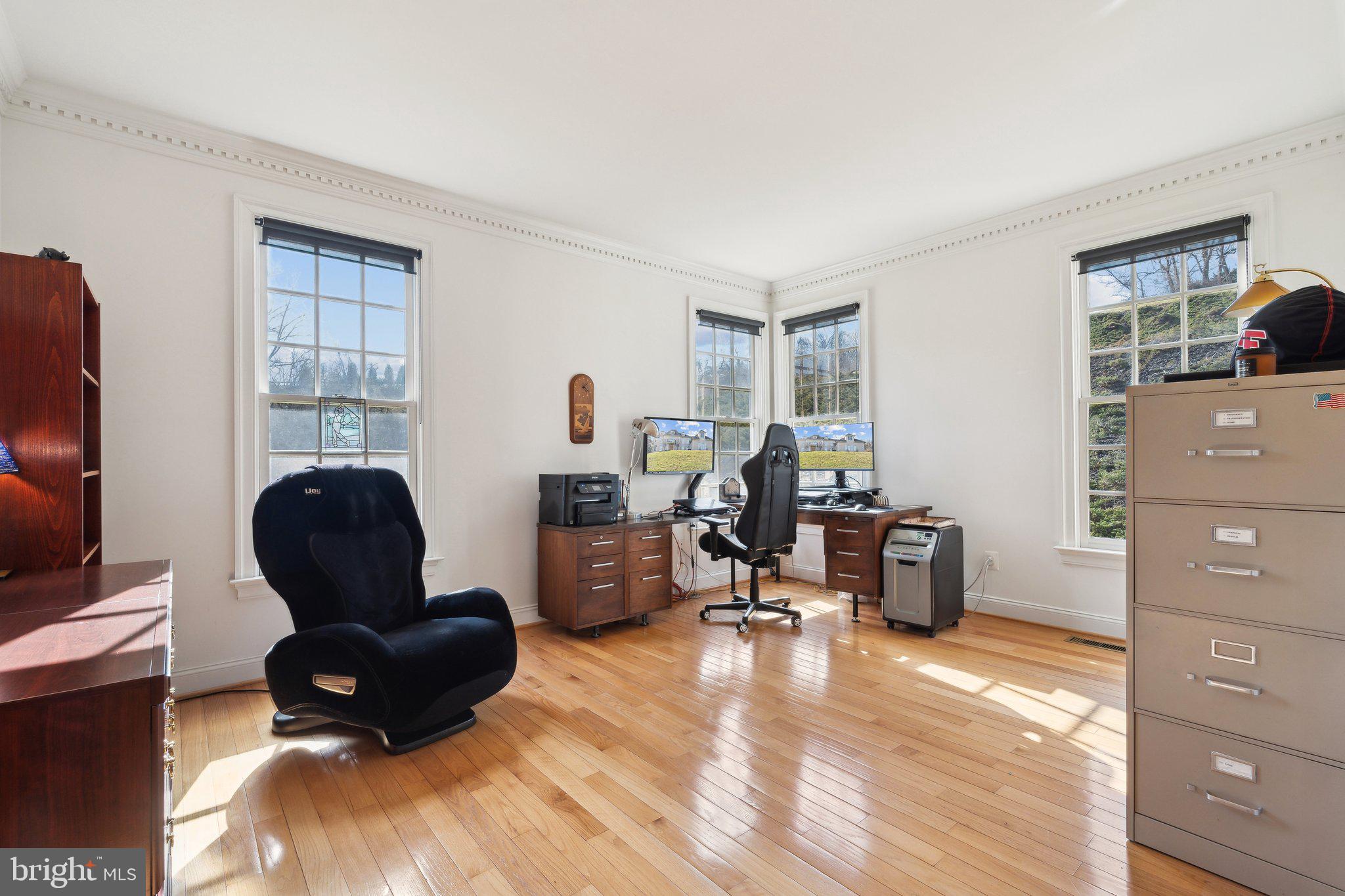 BEACON HILL - Residential