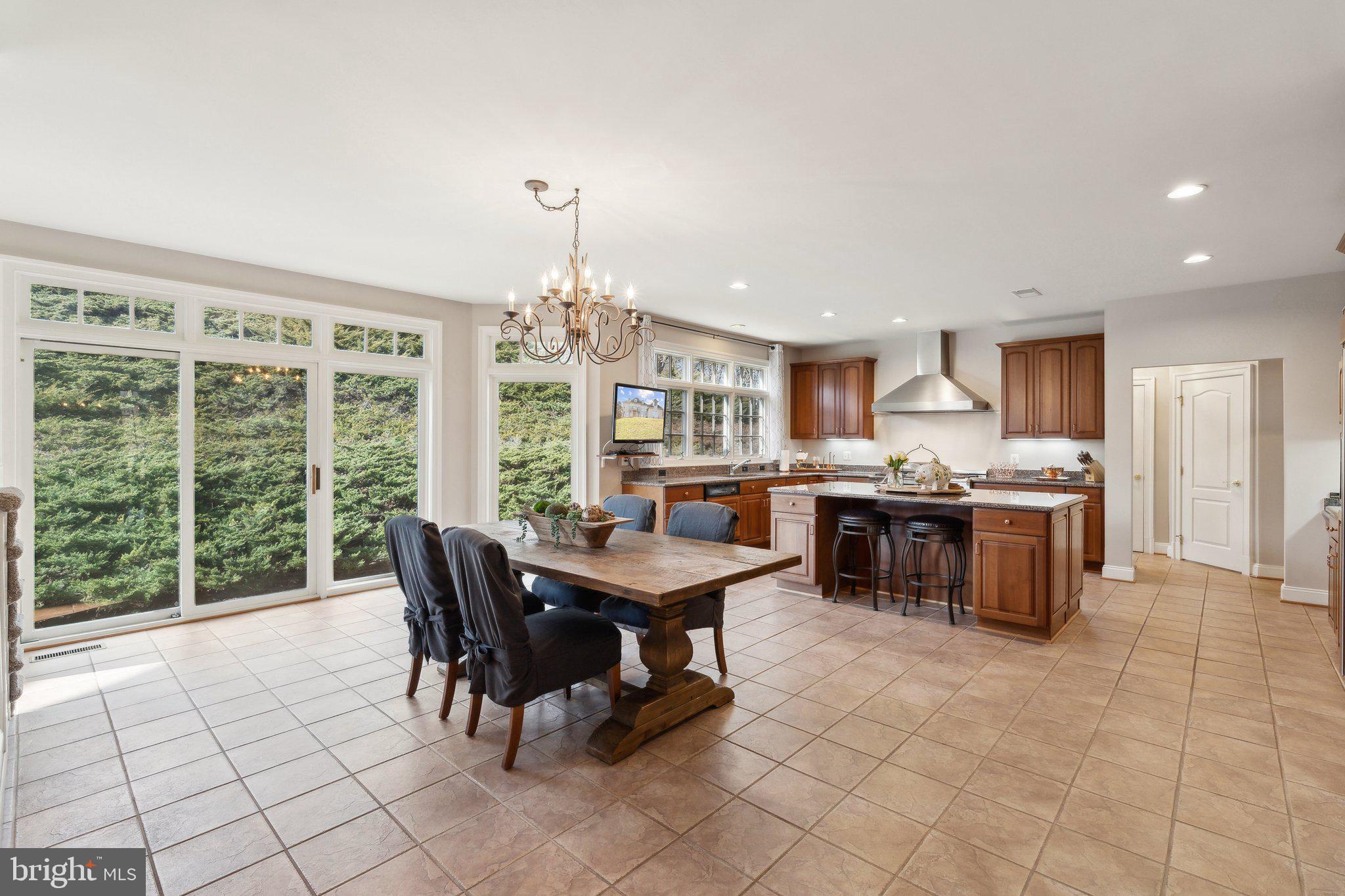 BEACON HILL - Residential