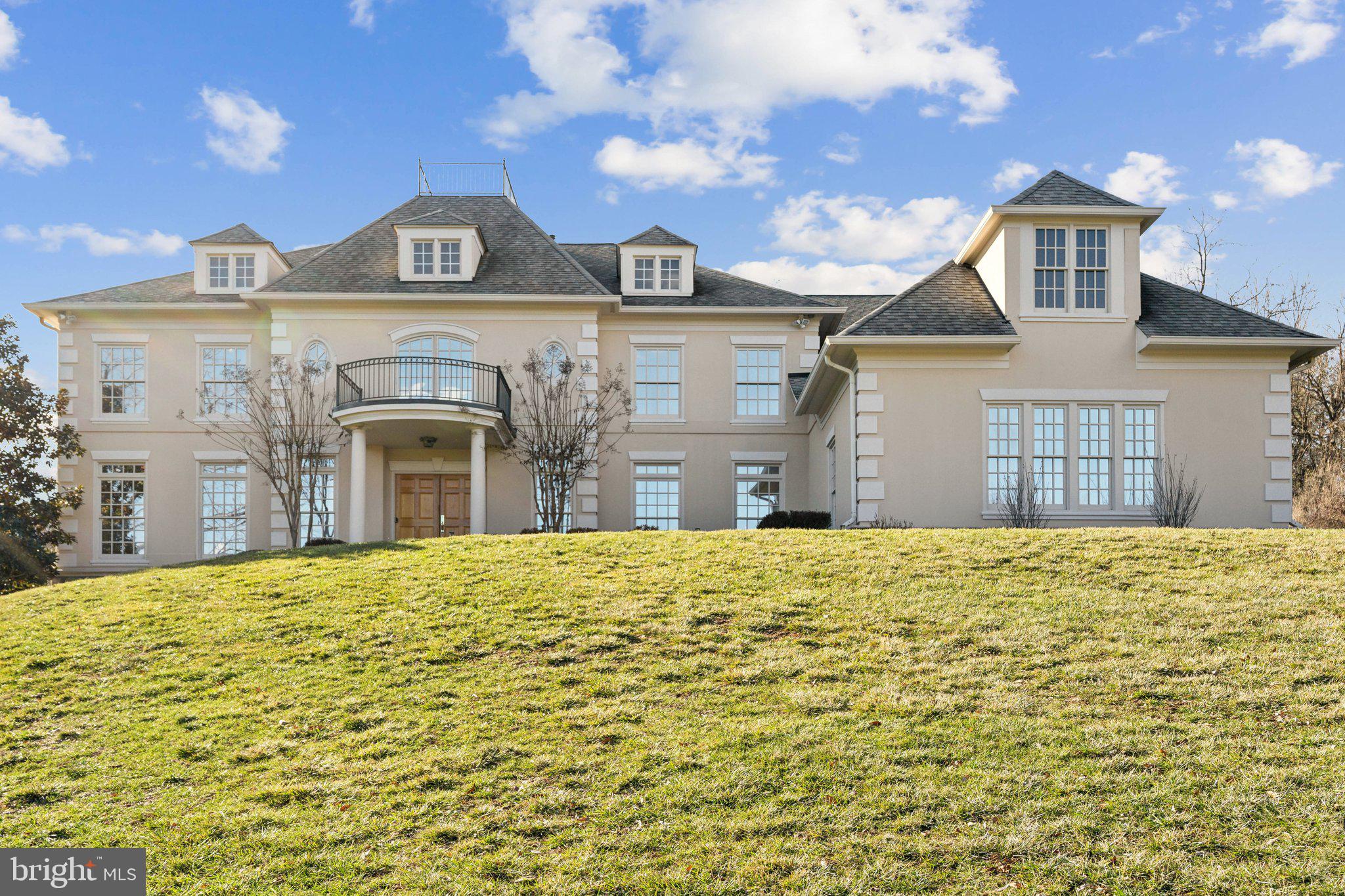 BEACON HILL - Residential