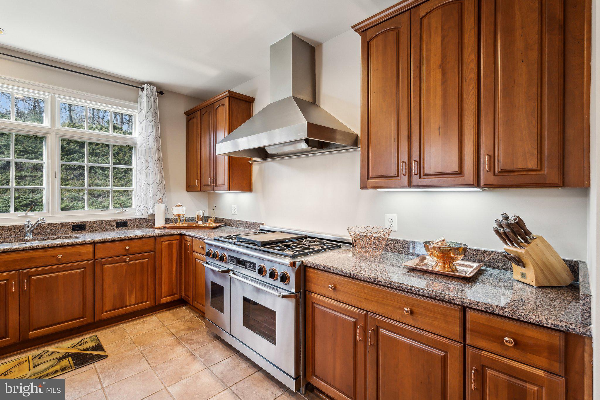 BEACON HILL - Residential