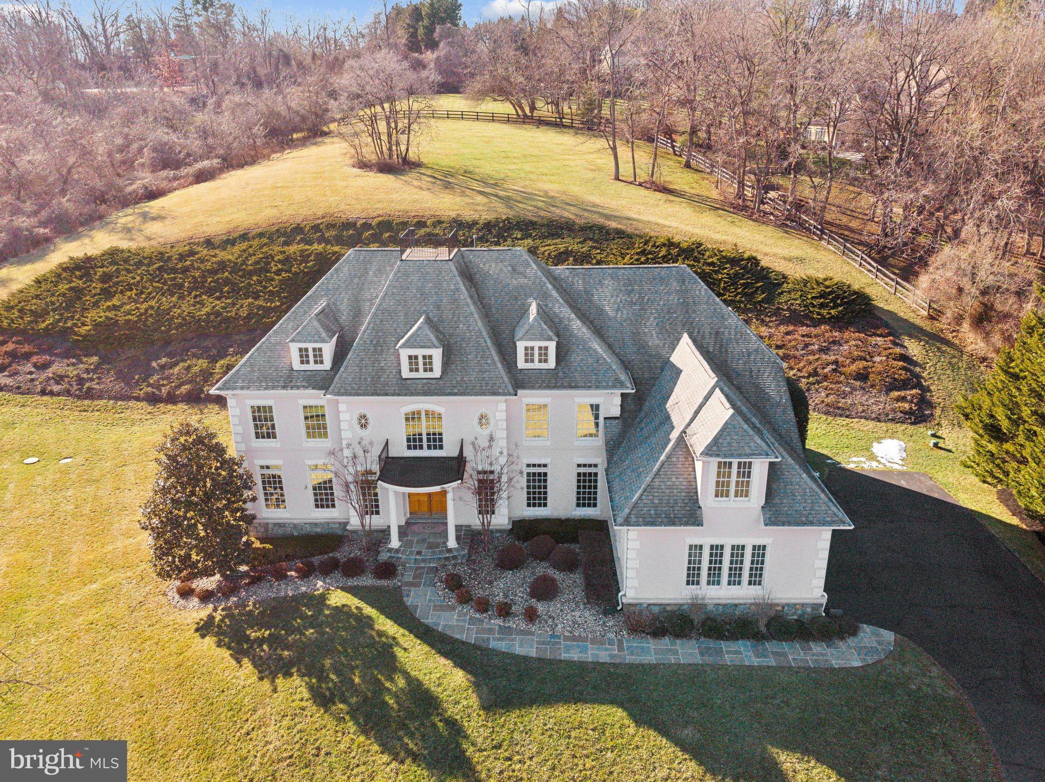 BEACON HILL - Residential