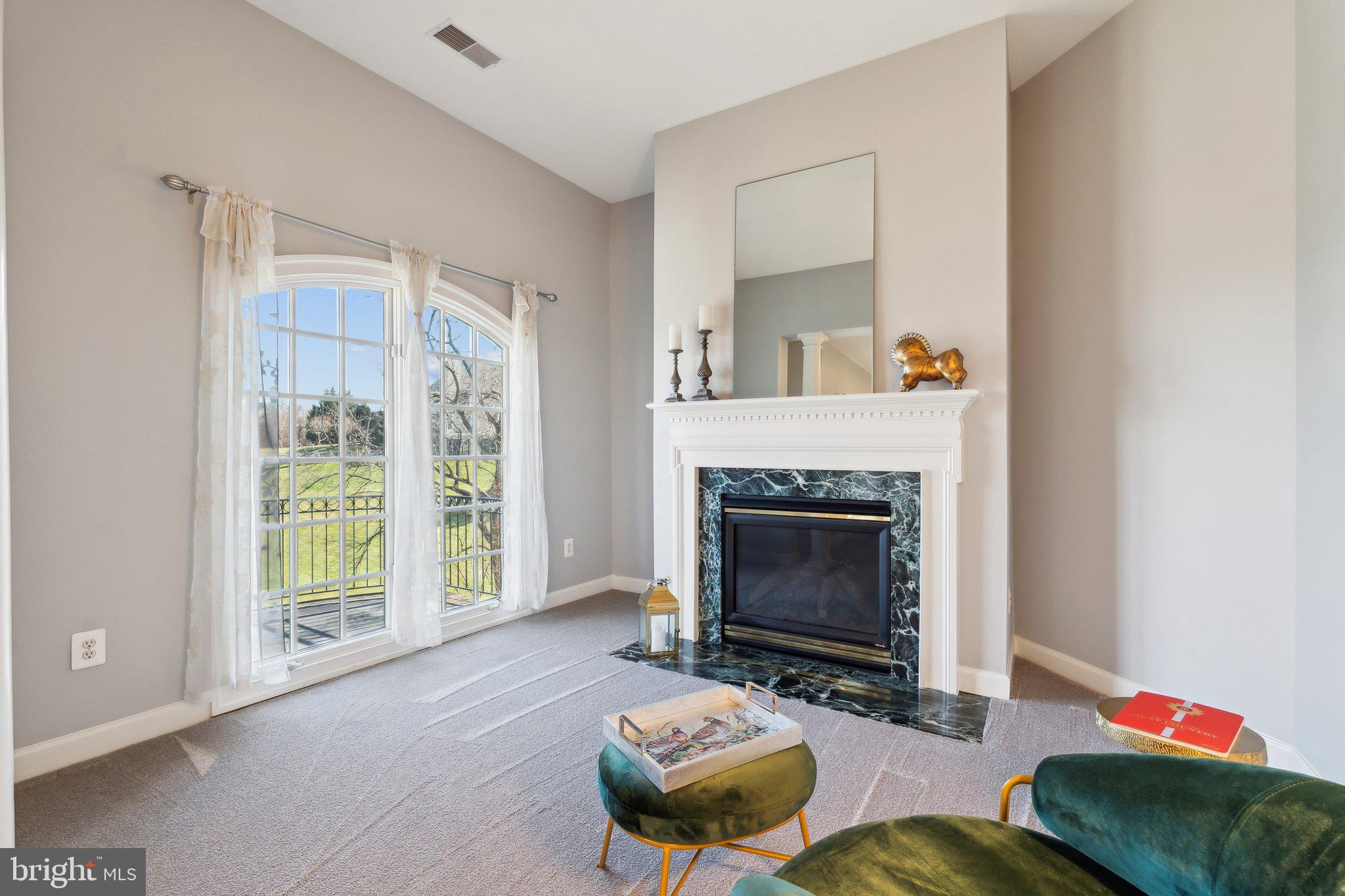 BEACON HILL - Residential