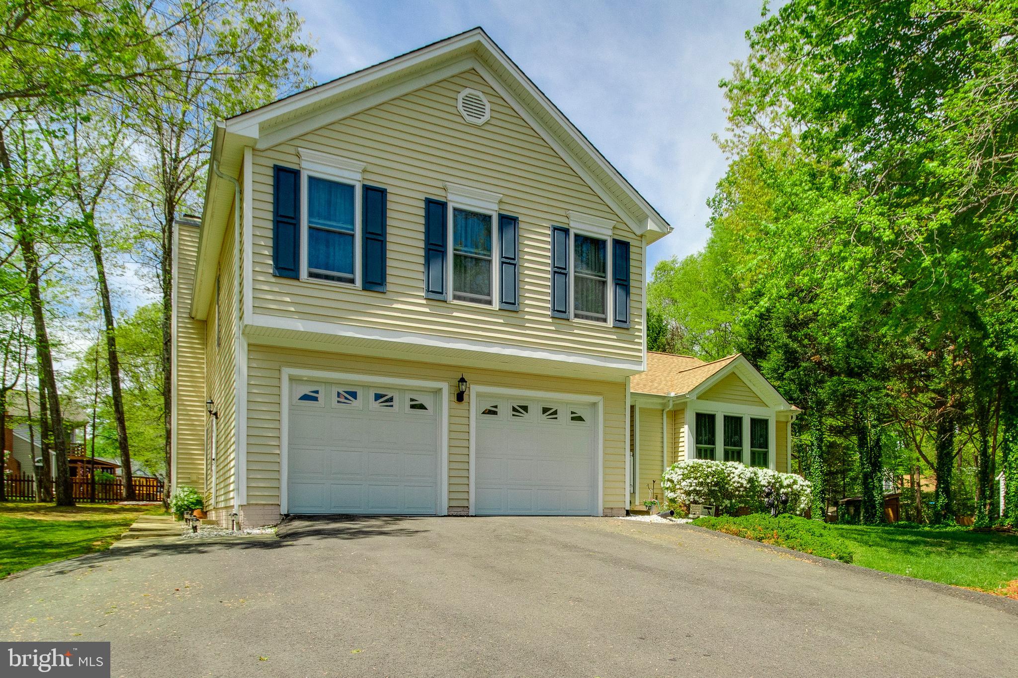 ARGYLE HILLS - Residential