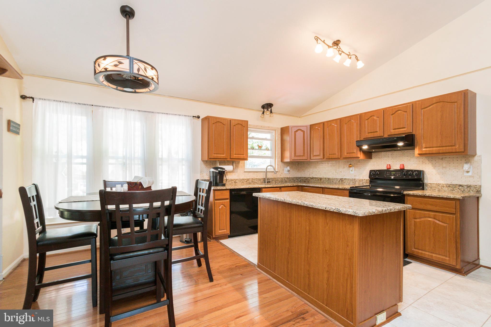 ARGYLE HILLS - Residential