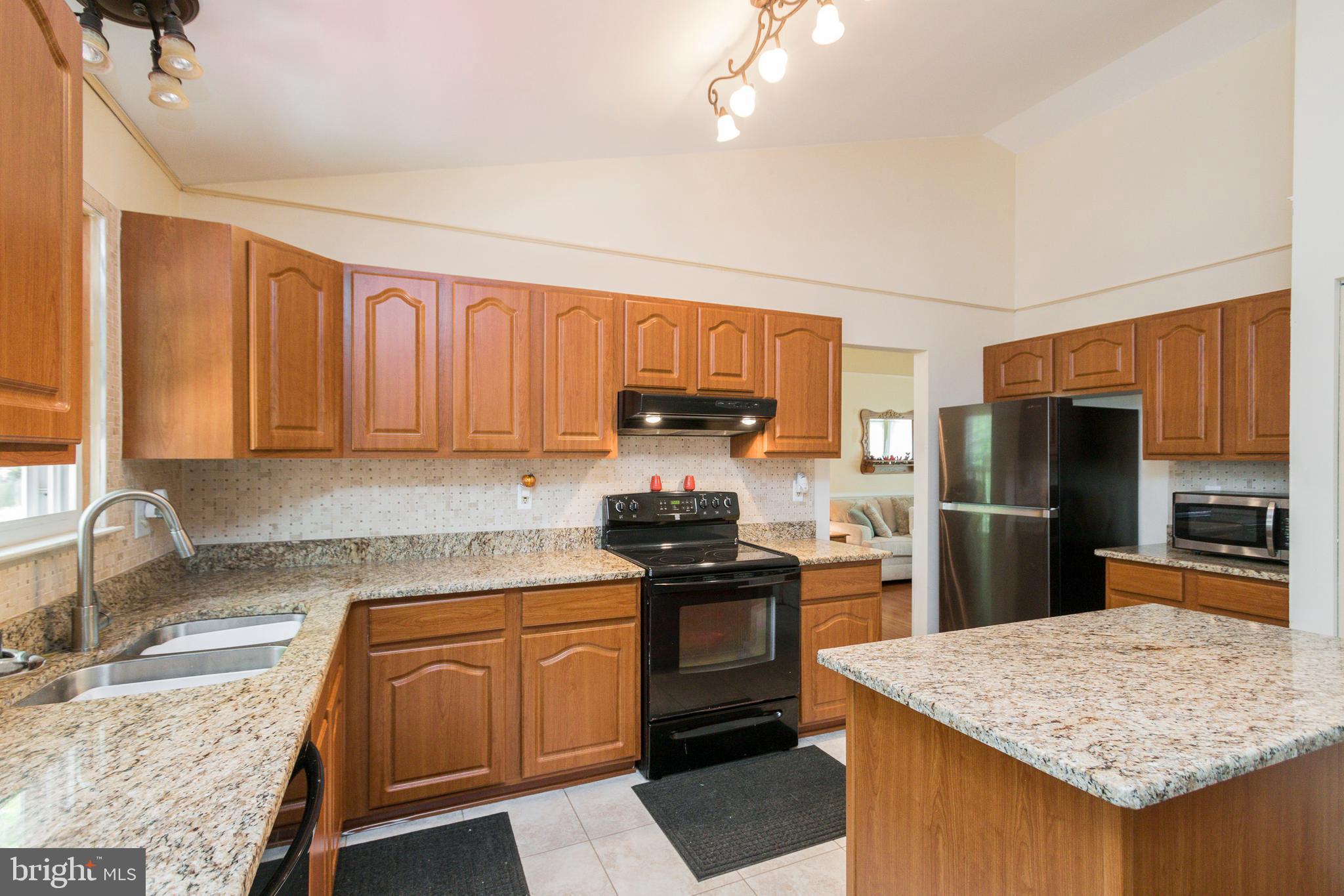 ARGYLE HILLS - Residential