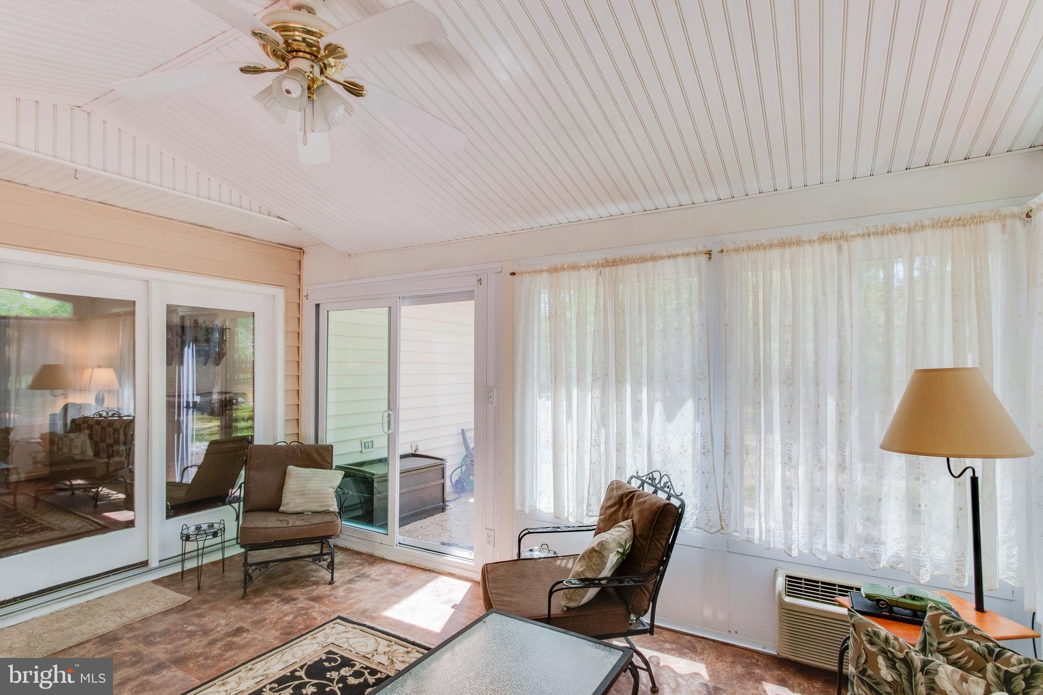 ARGYLE HILLS - Residential