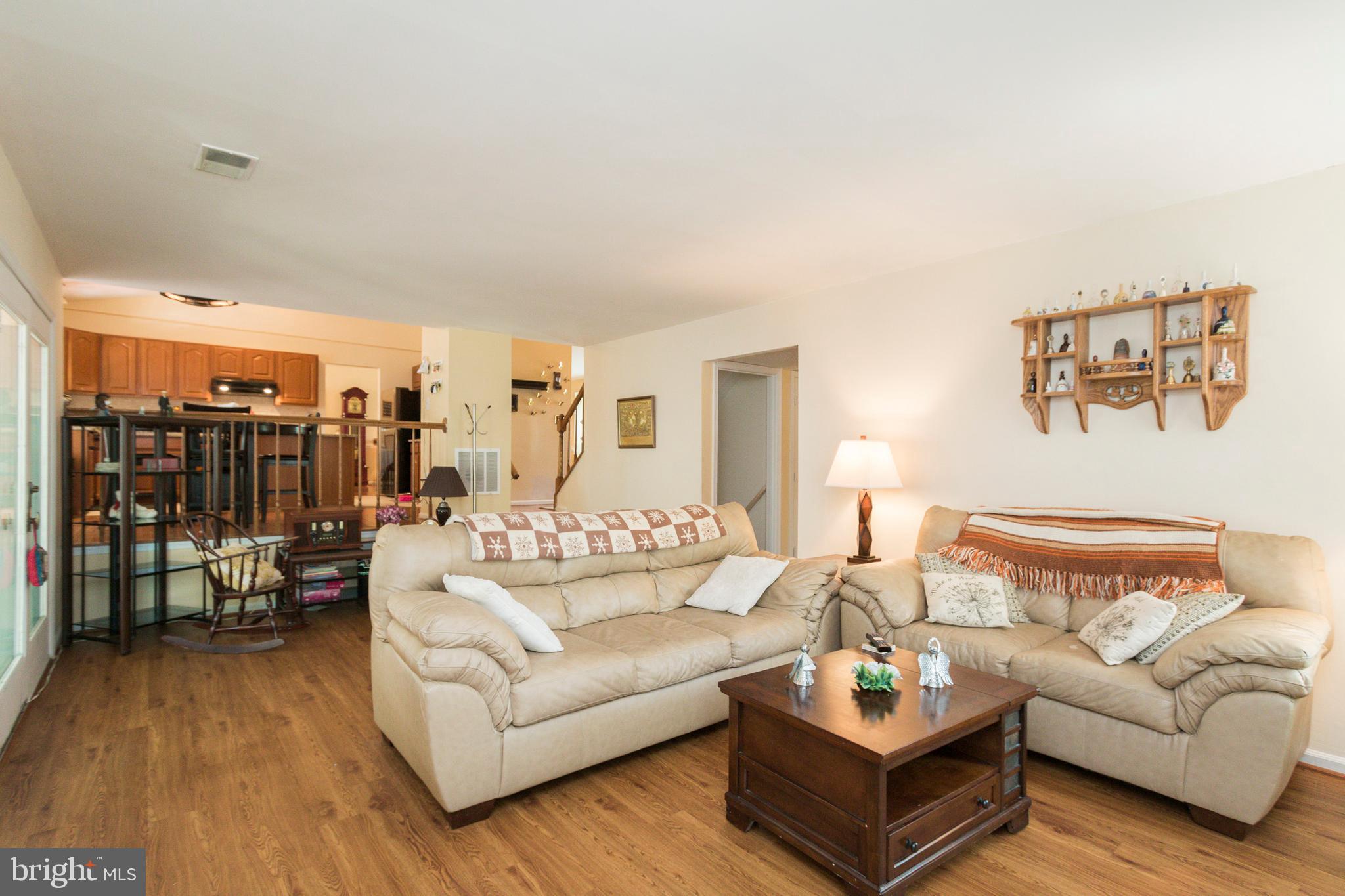 ARGYLE HILLS - Residential