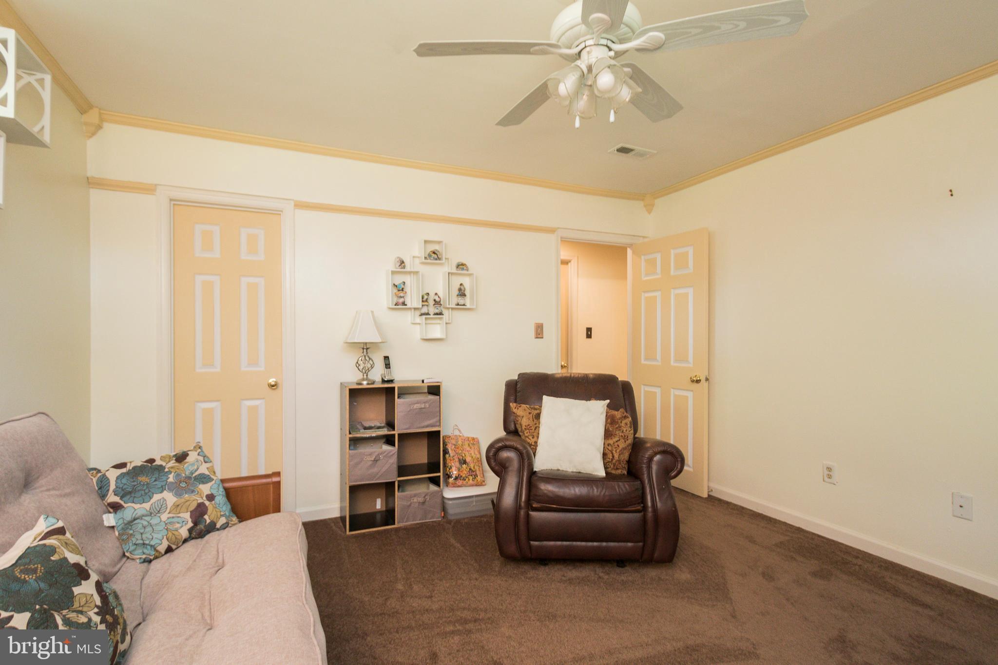 ARGYLE HILLS - Residential