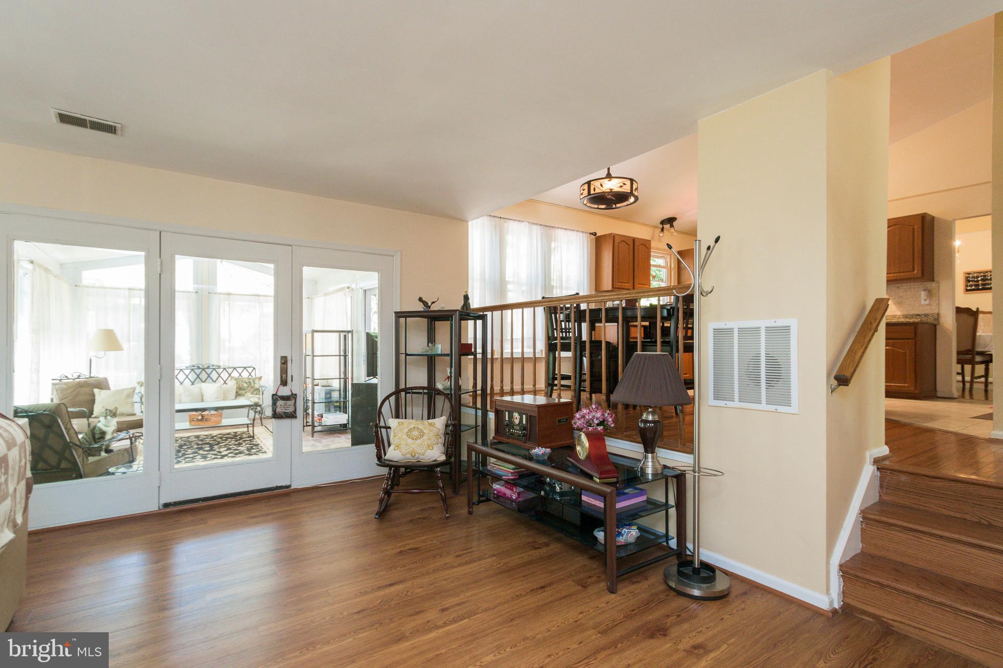 ARGYLE HILLS - Residential