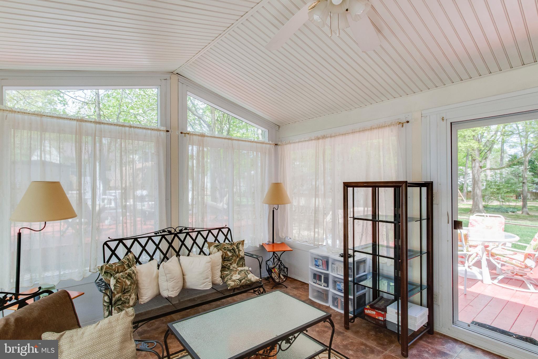 ARGYLE HILLS - Residential