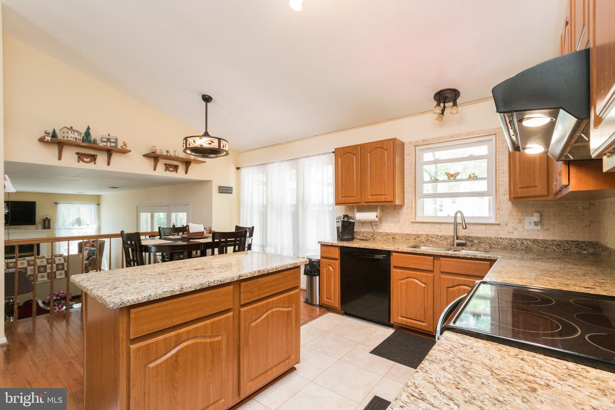 ARGYLE HILLS - Residential