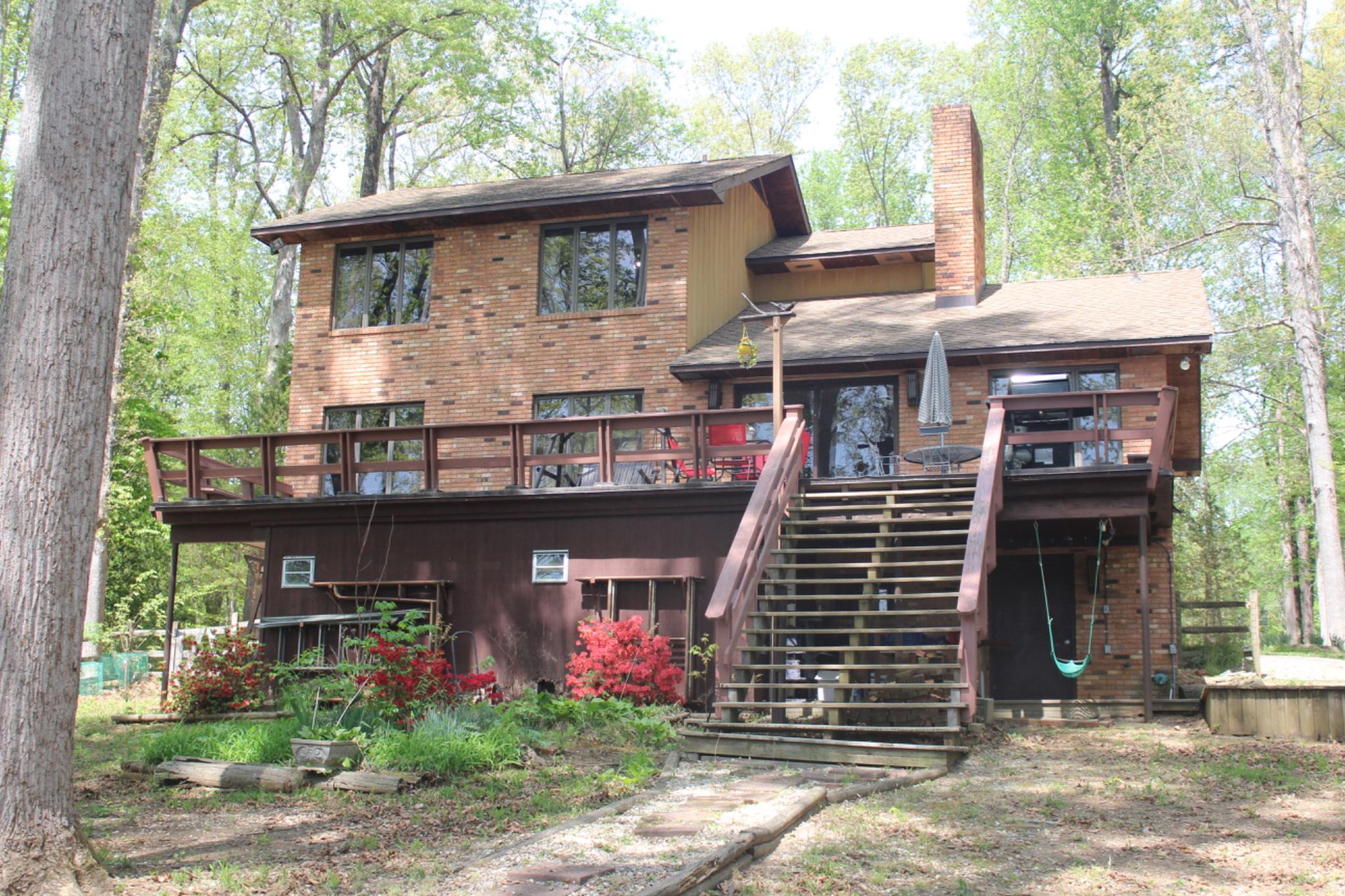 678 LAKE CAROLINE DRIVE