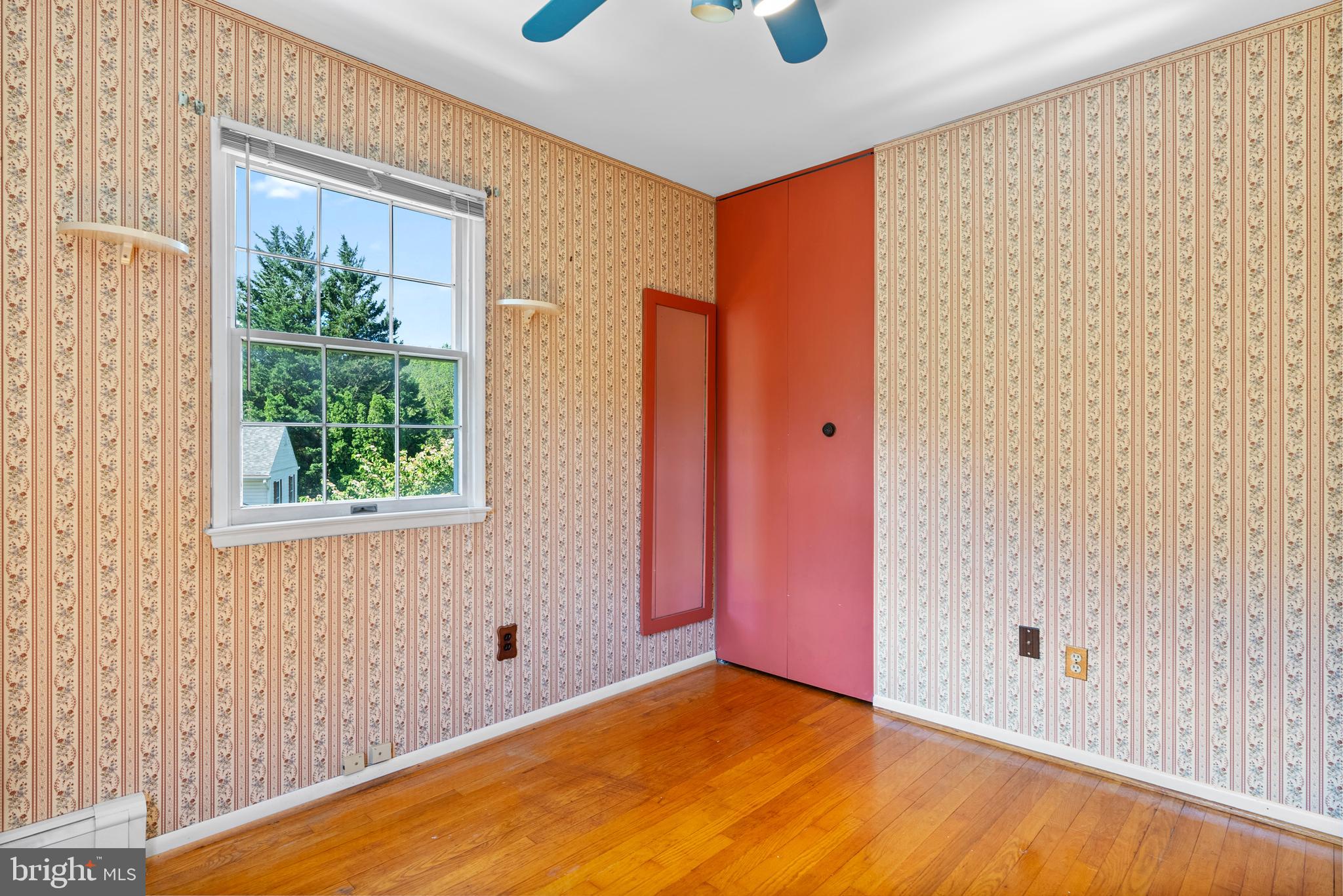 COLUMBIA HILLS - Residential