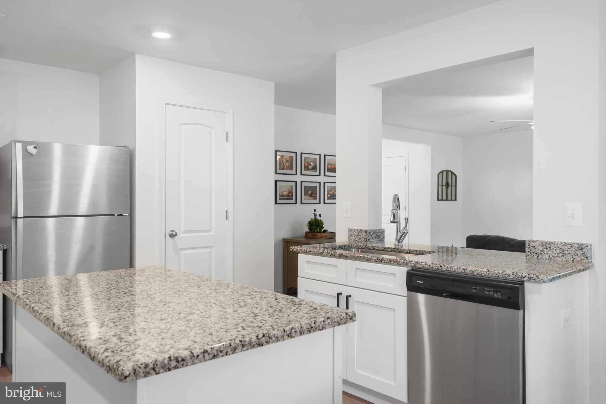 BROOKFIELD ON THE POTOMAC - Residential