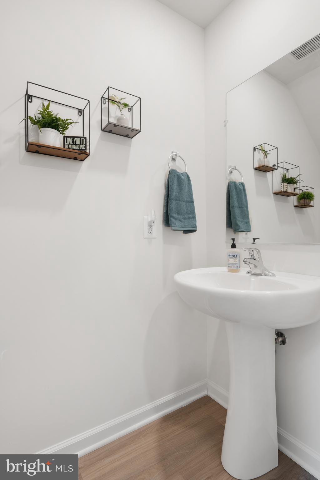 BROOKFIELD ON THE POTOMAC - Residential