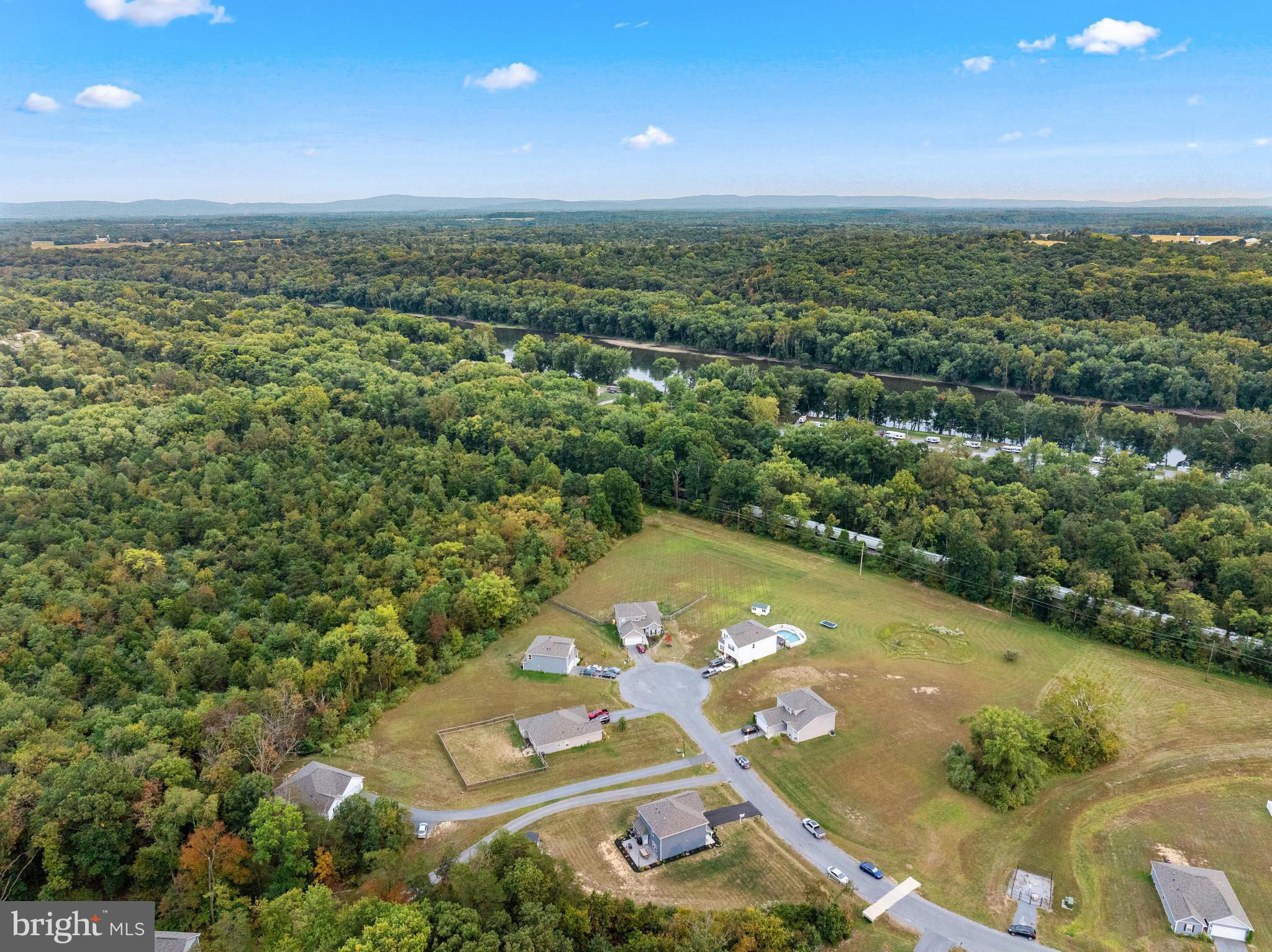 BROOKFIELD ON THE POTOMAC - Residential