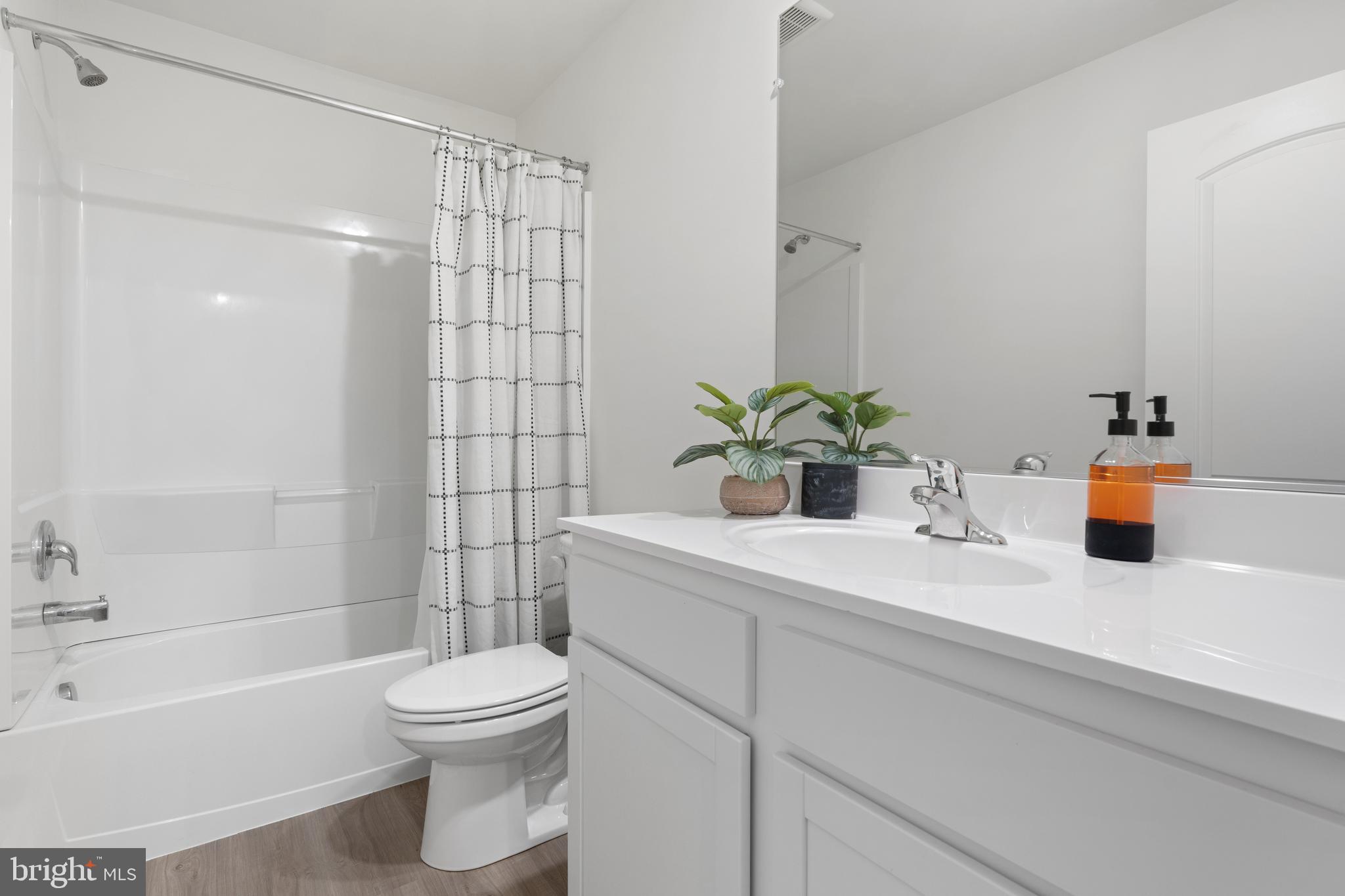 BROOKFIELD ON THE POTOMAC - Residential