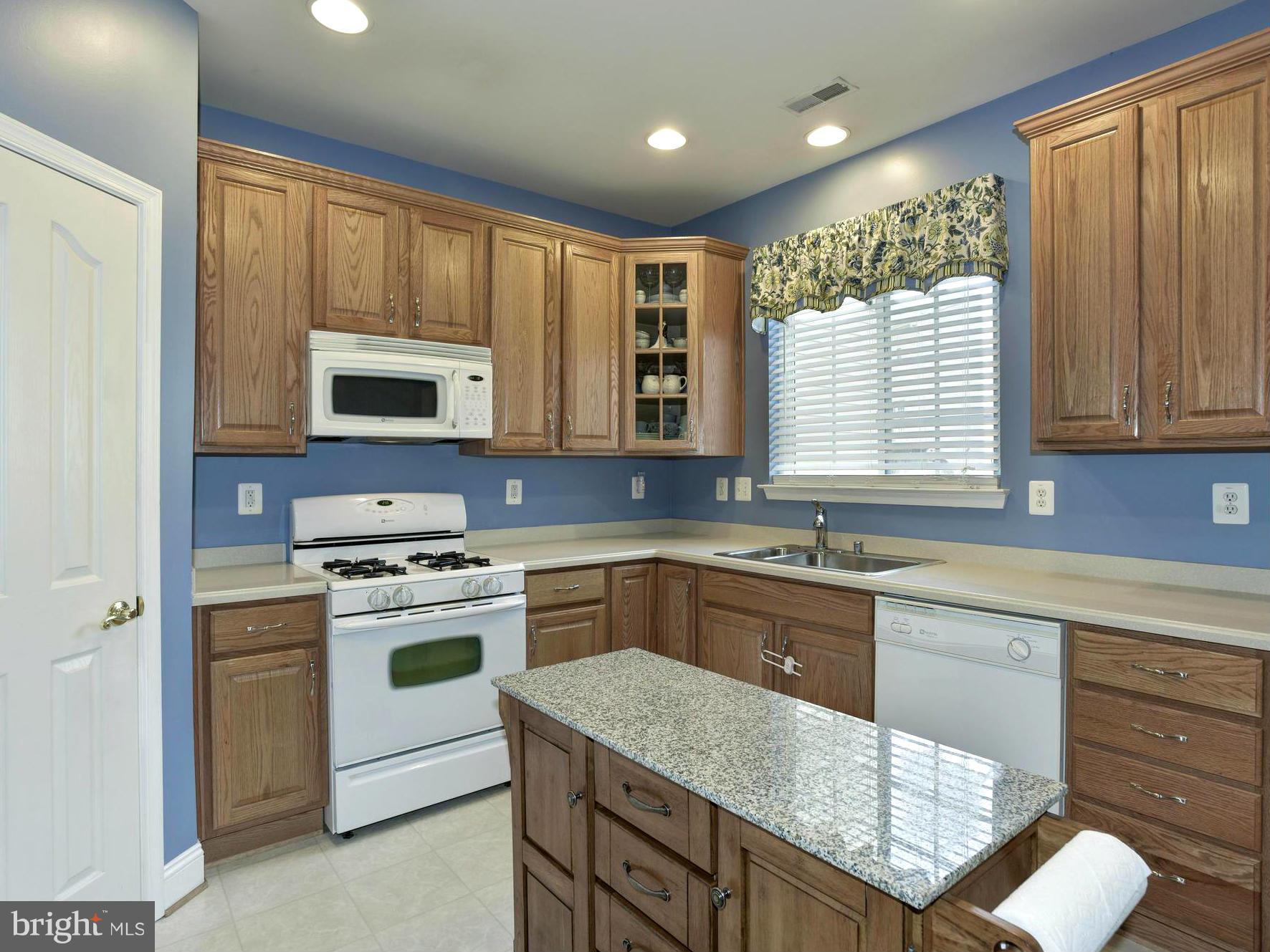 MONMOUTH MEADOWS - Residential