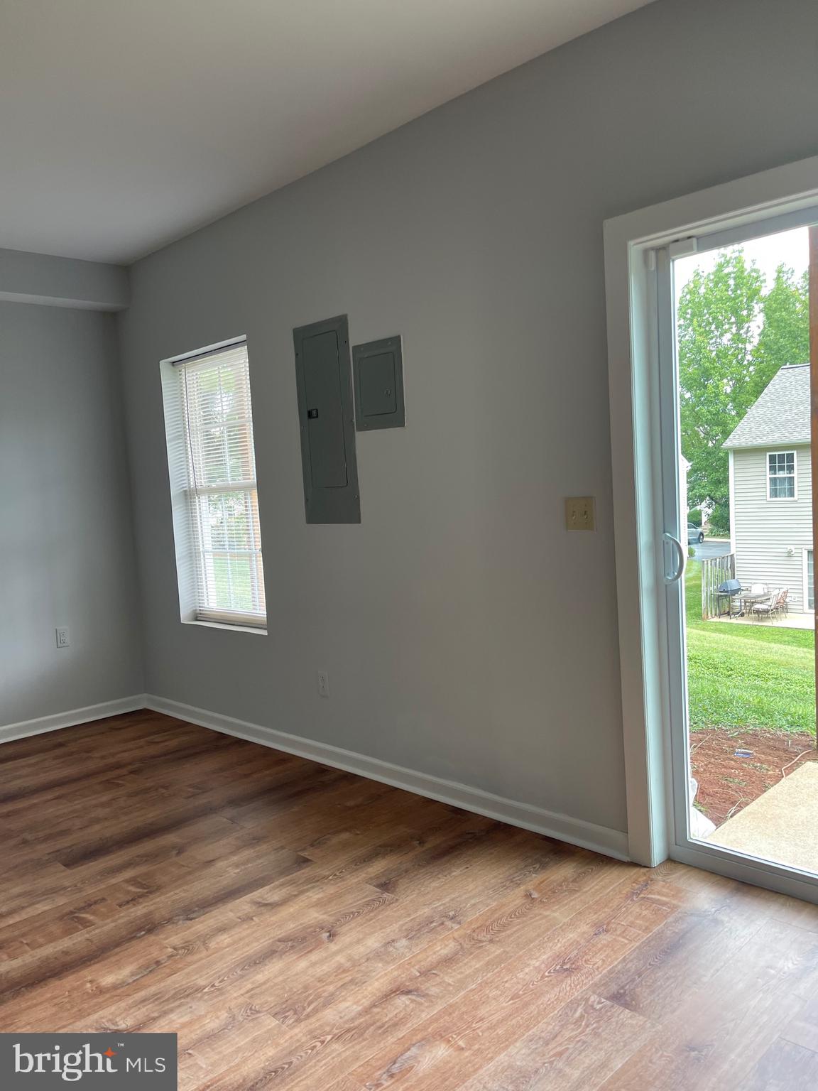 BELMONT - Residential Lease