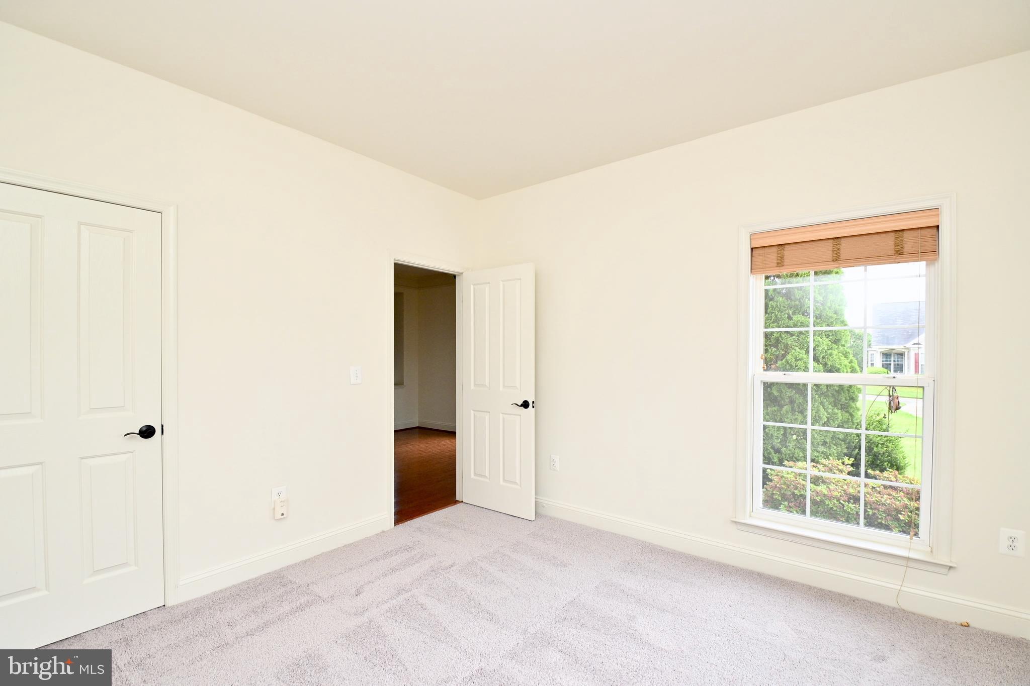 VIRGINIA HERITAGE AT LEE'S PARK - Residential